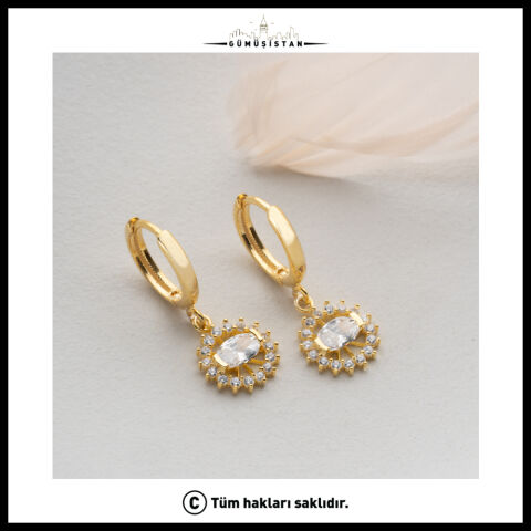 925 Ayar Gümüş Oval Tektaş Çevresi Taşlı Sallantılı Halka Kadın Küpe