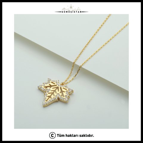925 Ayar Gümüş Çınar Yaprağı Kolye – Zirkon Taşlı Yaprak Figürlü Kadın Kolyesi