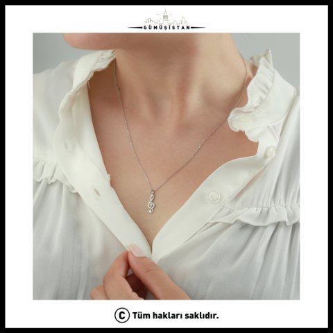 Sol Anahtarı Kolye – 925 Ayar Gümüş ve Pirinç Seçenekli Müzik Temalı Kolye