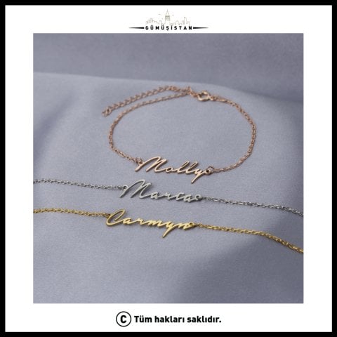 Kişiye Özel El Yazısı İsim Bilekliği – İmza Stilinde Minimal Gold Kadın Bileklik
