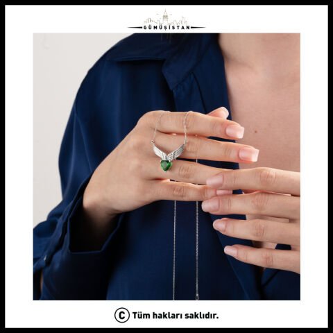 925 Ayar Gümüş Kanat ve Kalp Taş Detaylı Kolye