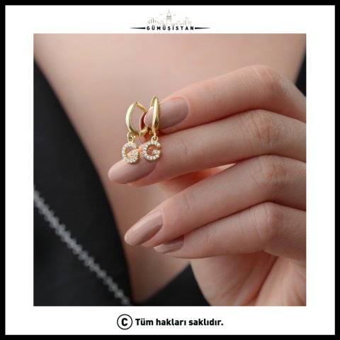 Kişiye Özel Harfli Zirkon Taşlı Halka Küpe – Sallantılı Baş Harf Küpe
