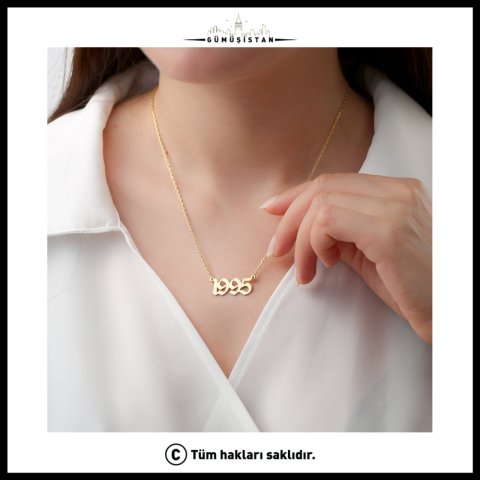 Kişiye Özel Doğum Yılı Kolyesi – Tarihli Kolye