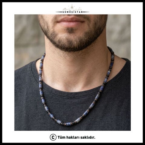 Lapis Lazuli Doğal Taş Boncuklu Ayarlanabilir Erkek Kolye – Mavi Siyah Minimal Tasarım