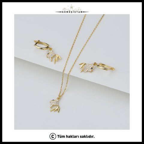 925 Ayar Gümüş Balık Kolye ve Küpe Seti – Zirkon Taşlı Gold Takı Seti