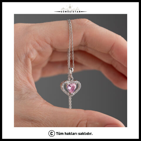 925 Ayar Gümüş Pembe Taşlı Kalp Kolye – Zirkon Taş Detaylı Zarif Kalp Kolye
