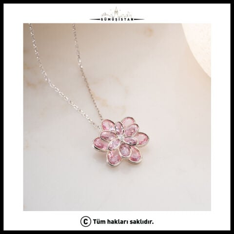 925 Ayar Gümüş Pembe Lotus Çiçek Kolye – Zarif Çiçek Figürlü Kadın Kolyesi