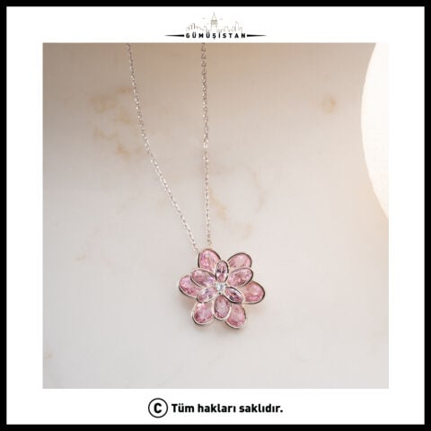 925 Ayar Gümüş Pembe Lotus Çiçek Kolye – Zarif Çiçek Figürlü Kadın Kolyesi