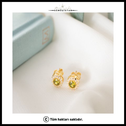 Ağustos Ayı Doğum Taşı Küpe – 925 Ayar Gümüş Peridot Yeşil Zirkon Taşlı Küpe