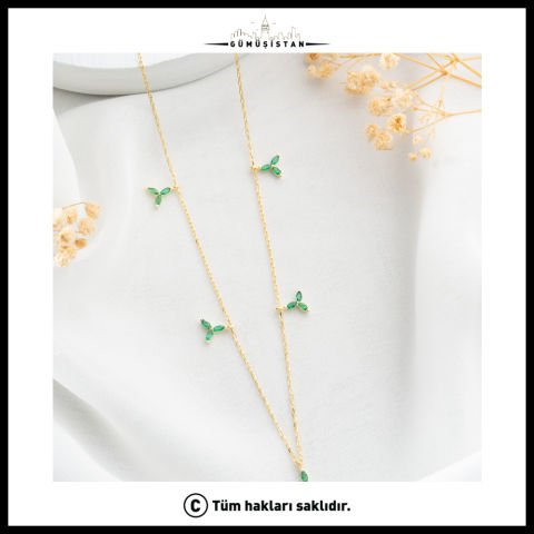 925 Ayar Gümüş Yeşil Taşlı Üç Yapraklı Kolye