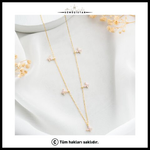 925 Ayar Gümüş Pembe Zirkon Taşlı Yonca Kolye