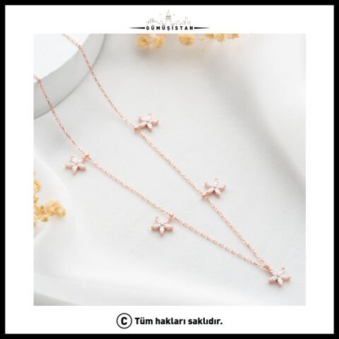 925 Ayar Gümüş Zirkon Taşlı Çiçek Kolye