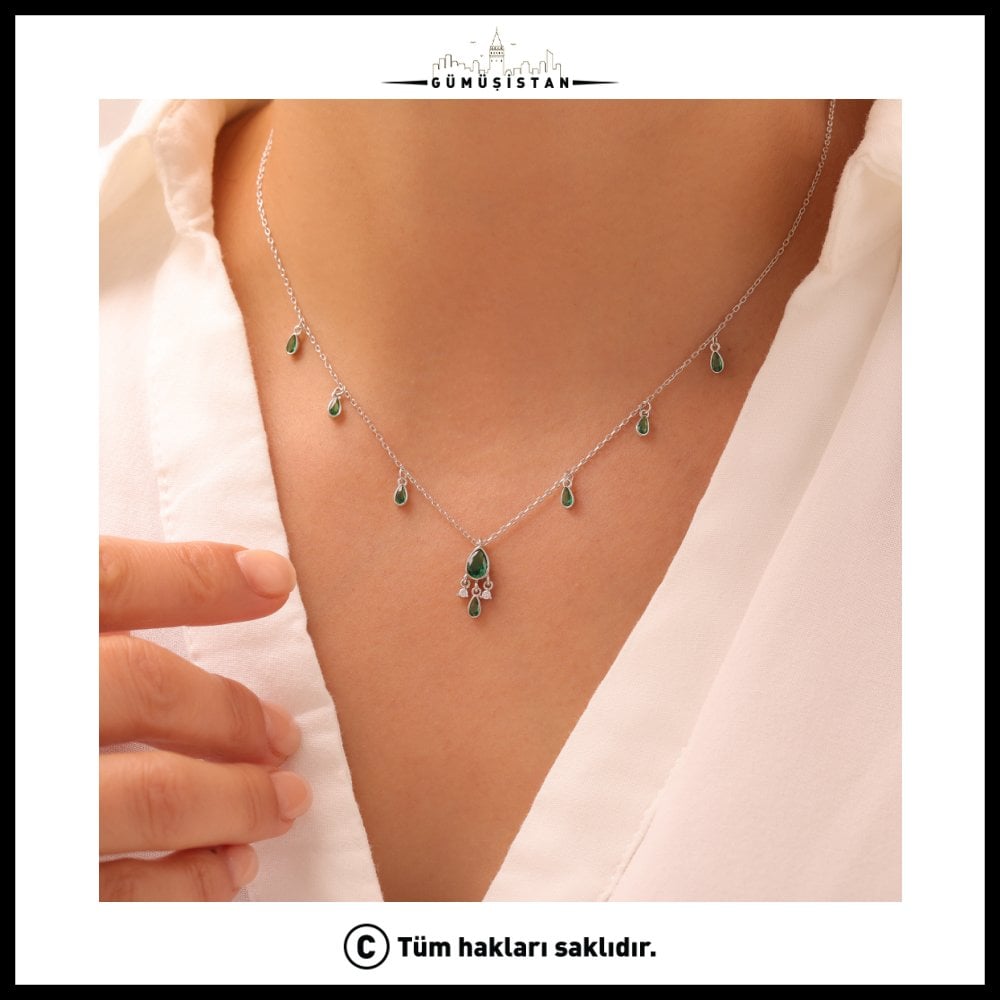 925 Ayar Gümüş Zümrüt Taşlı Salaş Kolye