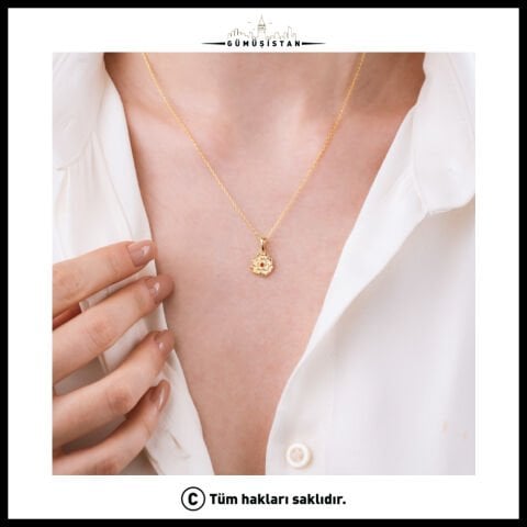 925 Ayar Gümüş Karanfil Çiçeği Ocak Ayı Minimal Doğum Taşı Kolyesi