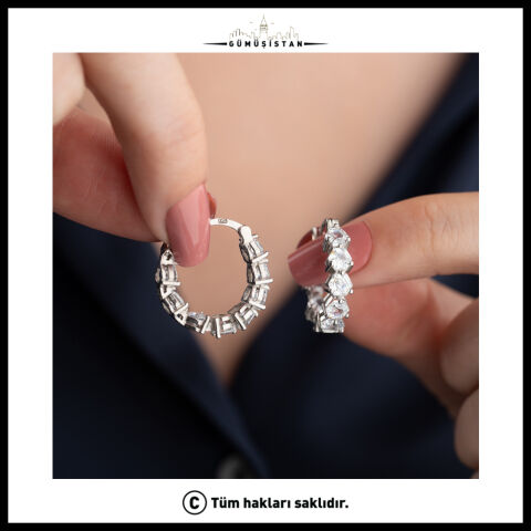 925 Ayar Gümüş Zirkon Taşlı Halka Küpe