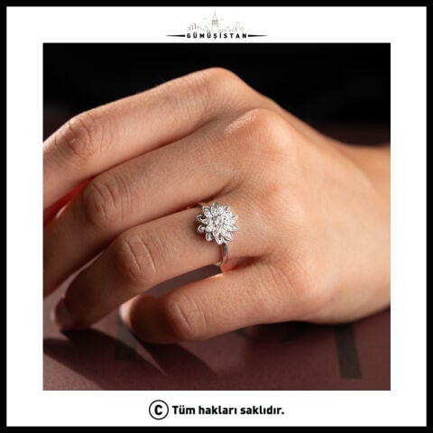 925 Ayar Gümüş Zirkon Taşlı Çiçek Ayarlanabilir Kadın Yüzük