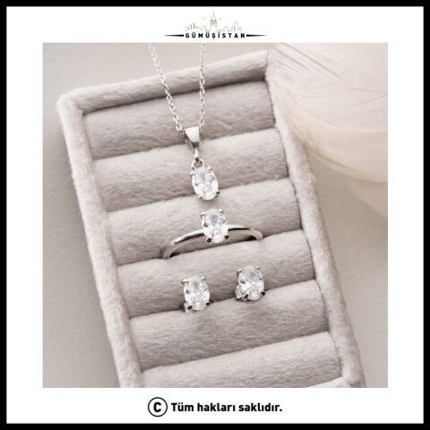 925 Ayar Gümüş Oval Kesim Beyaz Zirkon Taşlı Kolye Küpe Yüzük Takı Seti
