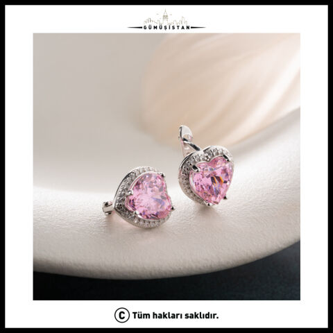 925 Ayar Gümüş Pembe Kalp Zirkon Taşlı Işıltılı Kadın Küpe
