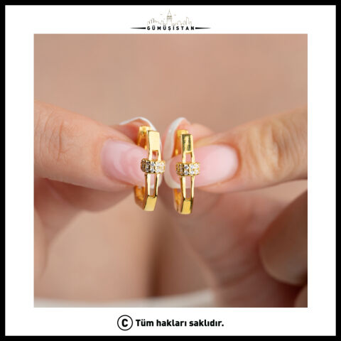 925 Ayar Gümüş Gold Zirkon Taşlı Modern Geometrik Halka Küpe