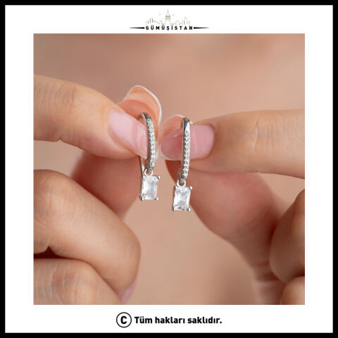 Baget Zirkon Taşlı Sallantılı 925 Ayar Gümüş Küpe