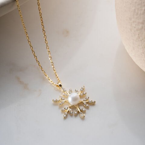 925 Ayar Gümüş Altın Kaplama İncili Kar Tanesi Kolye