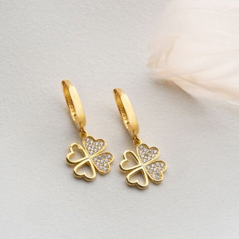 925 Ayar Gümüş Altın Kaplama Taşlı Yonca Sallantılı Halka Küpe