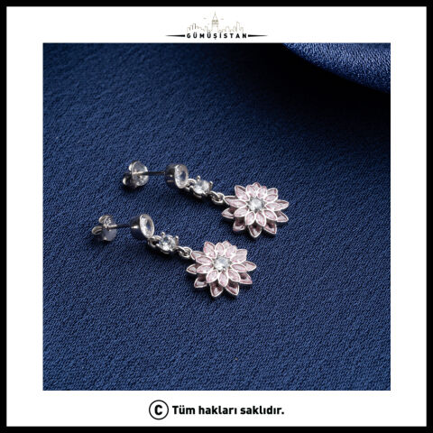 925 Ayar Gümüş Pembe Lotus Çiçeği Figürlü Sallantılı Taşlı Kadın Küpe