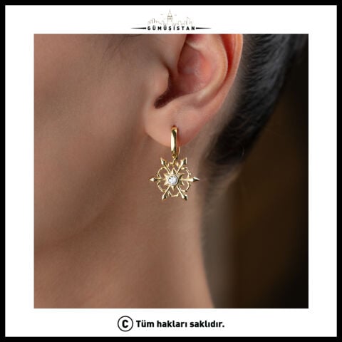 925 Ayar Gümüş Kar Tanesi Figürlü Taşlı Sallantılı Küpe – Gold