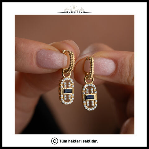925 Ayar Gümüş Siyah Taşlı Gold Sallantılı Küpe