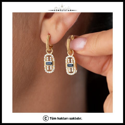 925 Ayar Gümüş Siyah Taşlı Gold Sallantılı Küpe