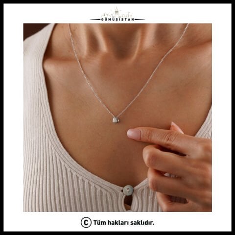 Minimalist Kalp Kolye - Bujiteri