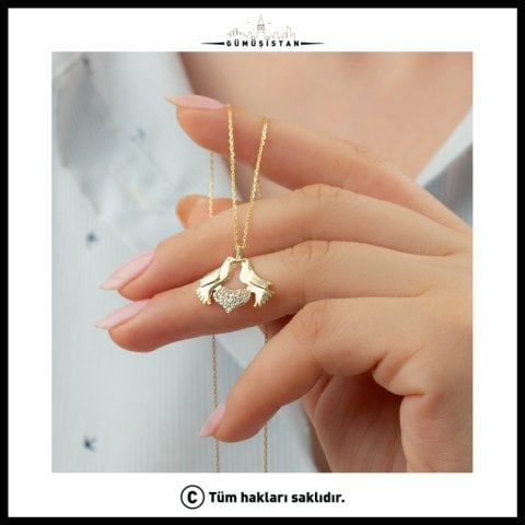 925 Ayar Gümüş Aşk Kuşları Kolye – Zirkon Taşlı Kalp ve Çift Kuş Kolyesi
