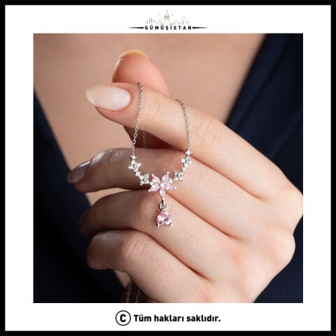 925 Ayar Gümüş Pembe Taşlı Lotus Çiçek Kolye – Zarif ve Otantik Kadın Kolyesi