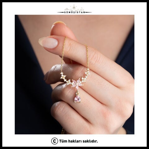 925 Ayar Gümüş Pembe Taşlı Lotus Çiçek Kolye – Zarif ve Otantik Kadın Kolyesi