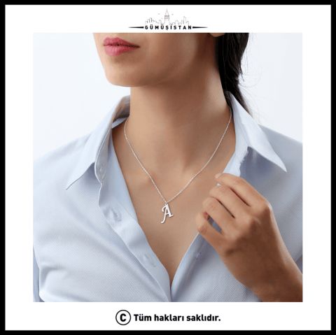 Kişiye Özel Tek Harf Kolye – Büyük Baş Harfli Minimal Kolye