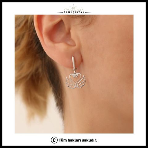 925 Ayar Gümüş Minimal Kuğu Küpe
