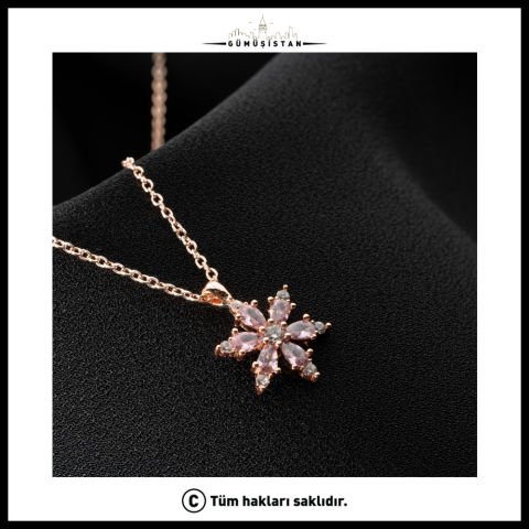 14 Ayar Altın Kaplama Pembe Lotus Çiçeği Kolye