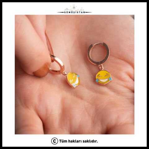 925 Ayar Gümüş Gülen Yüz Emoji Küpe