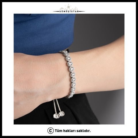 Baget Taşlı Asansörlü Gümüş Bileklik – Işıltılı Ayarlanabilir Kadın Bilekliği