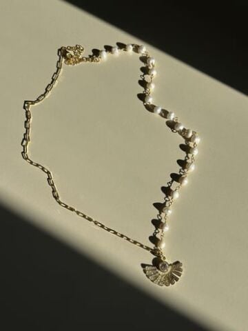 Yarısı İncili Yelpaze Kolye-925 Ayar Gümüş