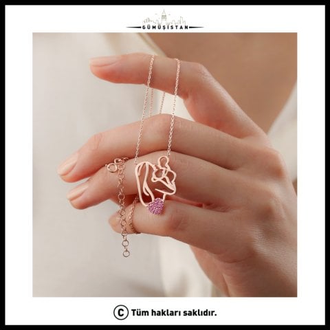 925 Ayar Gümüş Anne Kucağı Kolye