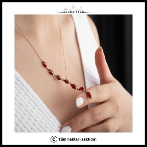 925 Ayar Gümüş Uğur Böceği Kolye – Kırmızı Mineli Şans Kolyesi