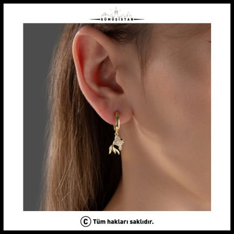 925 Ayar Gümüş Zirkon Taş Detaylı Balık Küpe