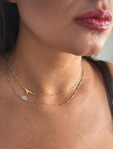 Küp Zincirli Yan Harf Kolye - 925 Ayar Gümüş