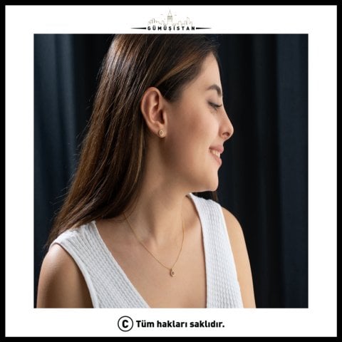 Ağustos Ayı Doğum Taşı Kolye – 925 Ayar Gümüş Peridot Damla Taşlı Kolye
