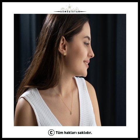 925 Ayar Gümüş Ağustos Ayı Doğum Taşı ( Peridot ) Küpe
