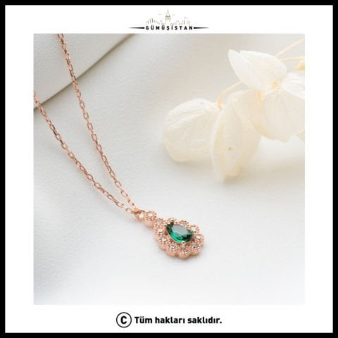 925 Ayar Gümüş Zümrüt Taşlı Kolye