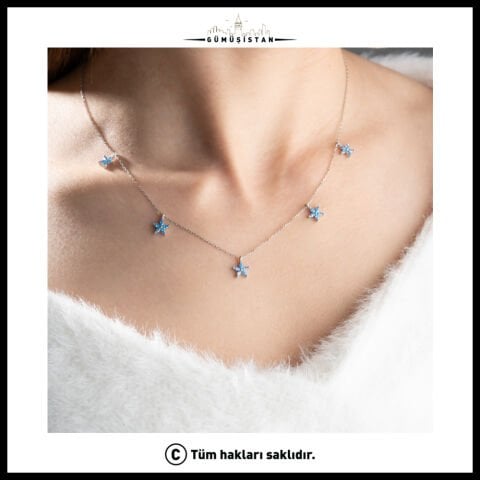 925 Ayar Gümüş Zirkon Taşlı Çiçek Kolye