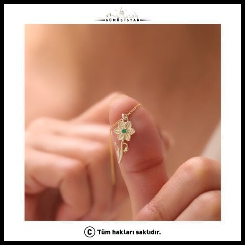 925 Ayar Gümüş Müge & Mayıs Ayı Doğum Taşı Kolyesi