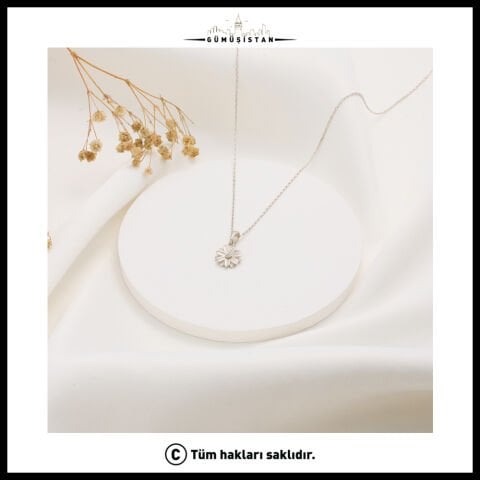 925 Ayar Gümüş Papatya Çiçeği Nisan Ayı Minimal Doğum Taşı Kolyesi